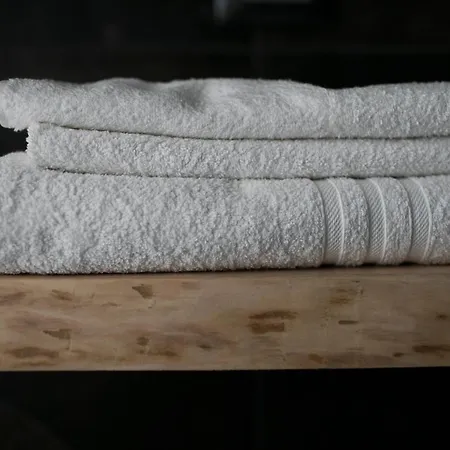 Barbero - Entire House